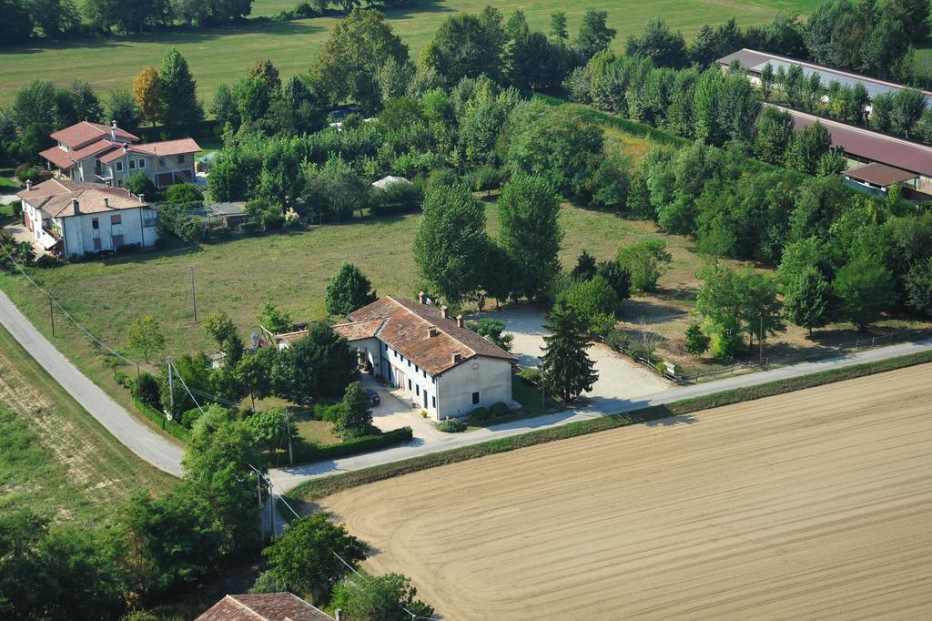 Agriturismo La Prateria Gazzo  ภายนอก รูปภาพ